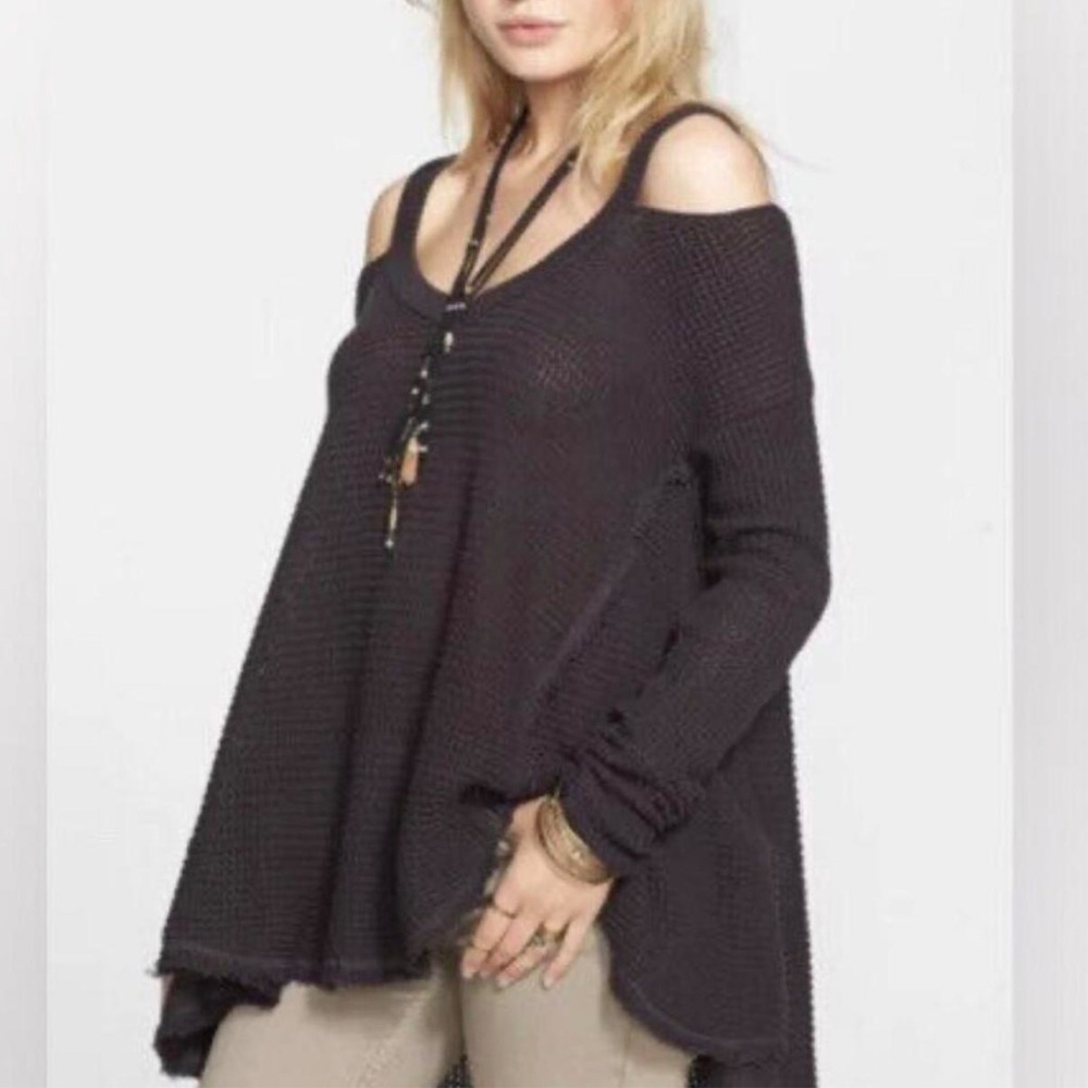 Free People Moonshine Thermal Knit Top Sz XS Grey V Neck Tunic Cut Out Sweater